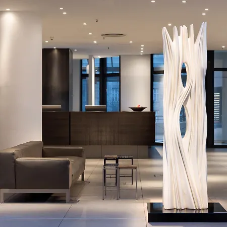 Hotel Estrel 4*