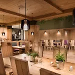 柏林埃斯特酒店 4*