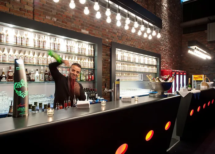 Estrel 4* برلين