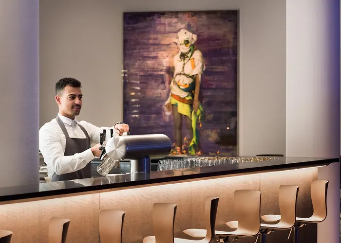 Estrel 4* برلين